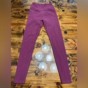 BuffBunny Material Girl ribbed leggings, small, La Reina color.